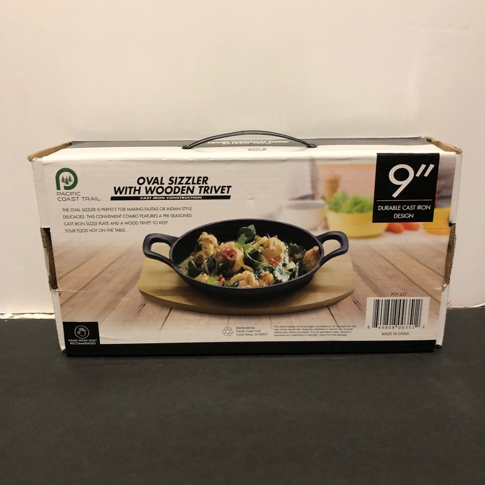 Oval Sizzler with Wooden Trivet Cast Iron